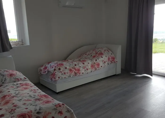 Ardo Elmenybirtok Apartment Balatonederics